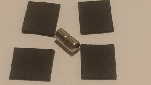 Neodym magnet moosgummi - 2, +
